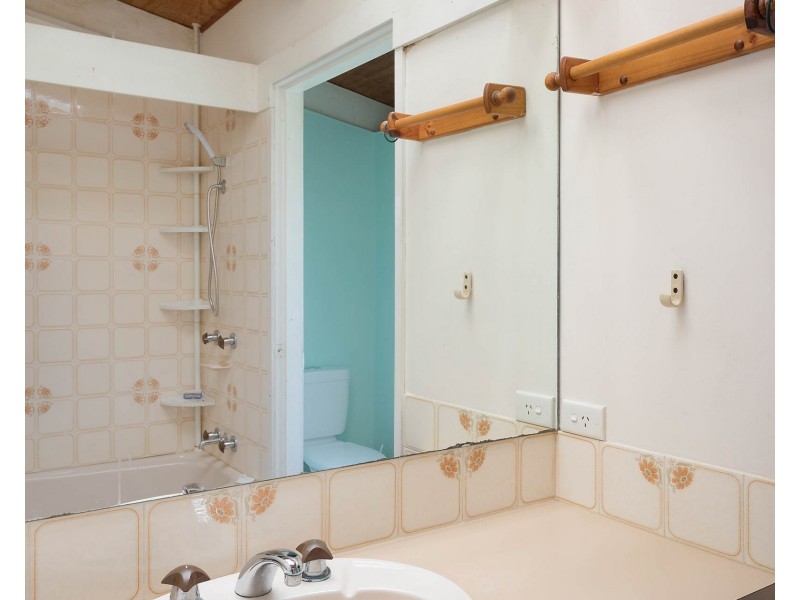 6 Tatiara Street, Dalmeny NSW 2546