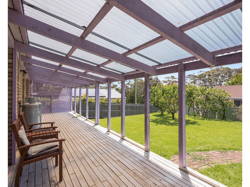 6 Tatiara Street, Dalmeny NSW 2546