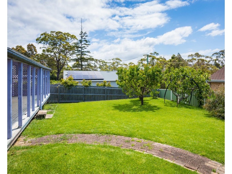 6 Tatiara Street, Dalmeny NSW 2546