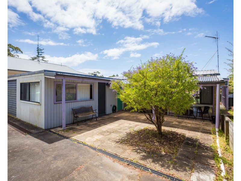 6 Tatiara Street, Dalmeny NSW 2546
