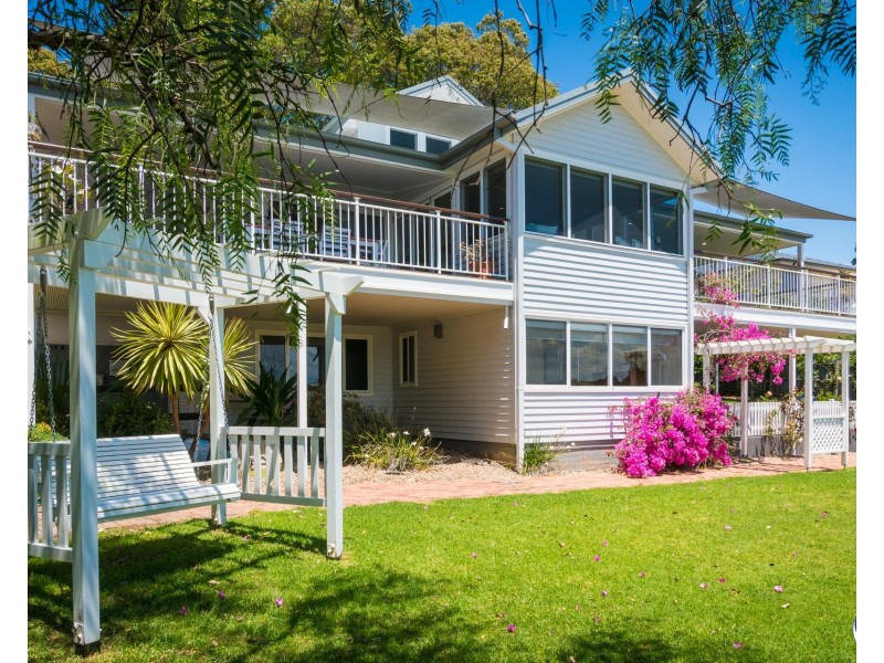 62 Old Highway, Narooma NSW 2546