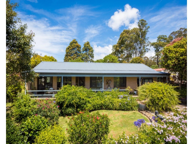 81 Old Highway, Narooma NSW 2546