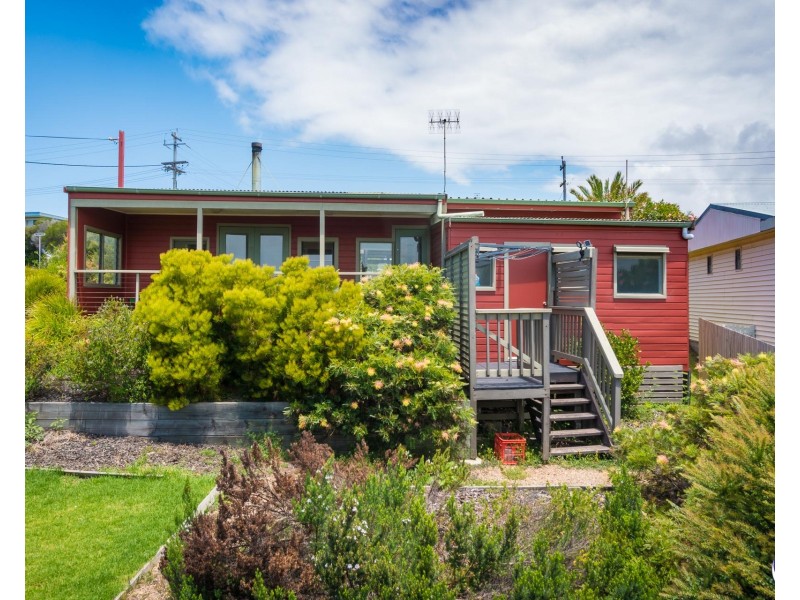 9 William Street, Dalmeny NSW 2546