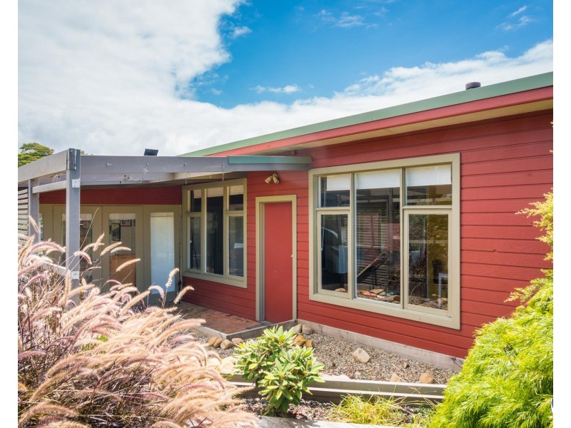 9 William Street, Dalmeny NSW 2546