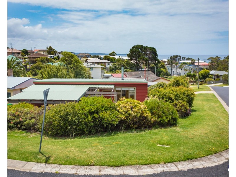 9 William Street, Dalmeny NSW 2546