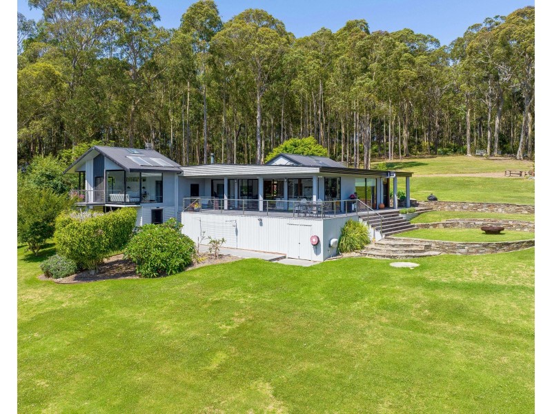 25 Ringlands Road, Narooma NSW 2546