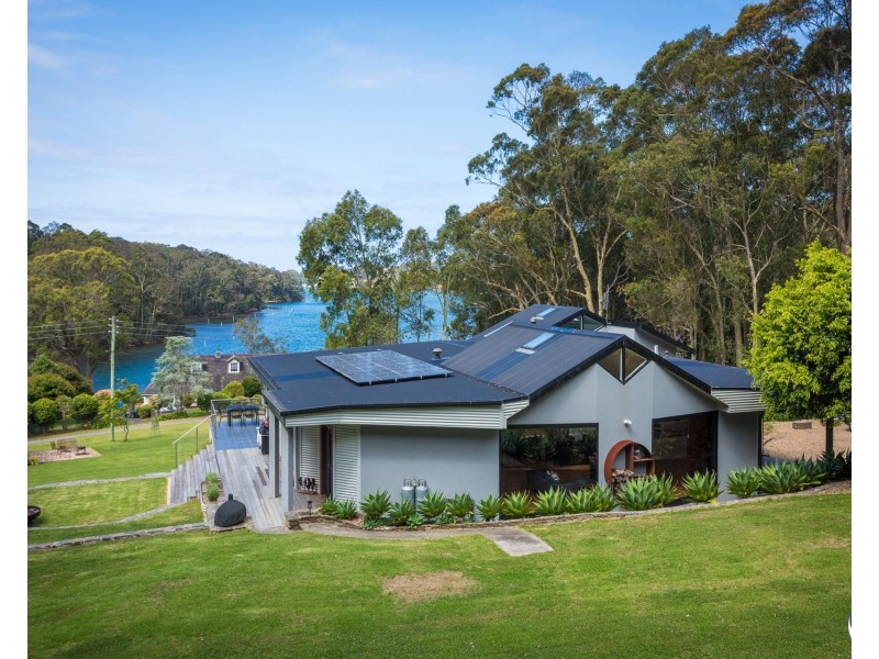 25 Ringlands Road, Narooma NSW 2546