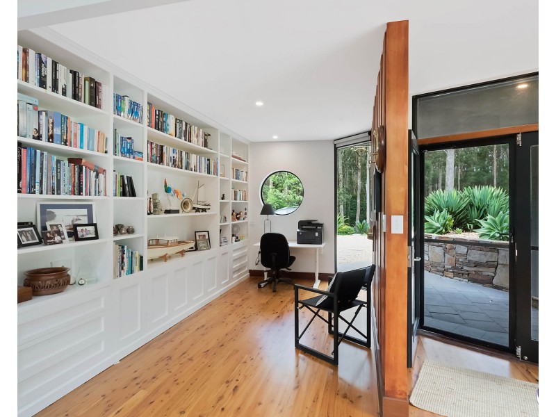 25 Ringlands Road, Narooma NSW 2546