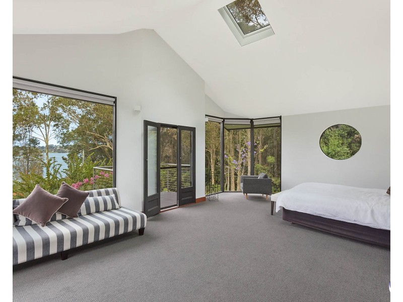 25 Ringlands Road, Narooma NSW 2546