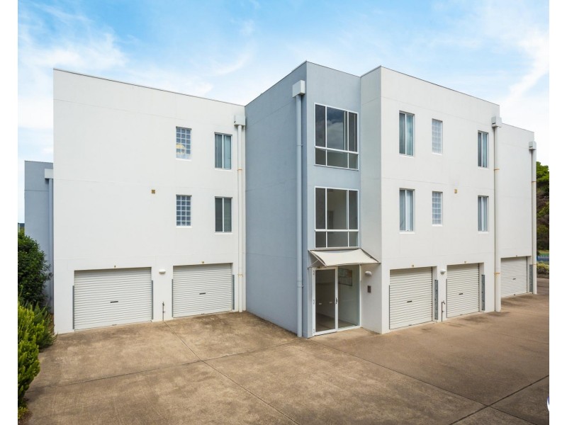 9/4-6 Princes Highway, Narooma NSW 2546