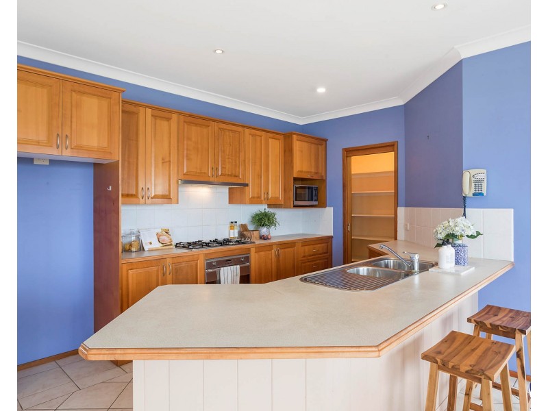 8 Surf Beach Road, Kianga NSW 2546