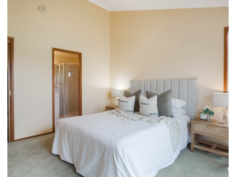 8 Surf Beach Road, Kianga NSW 2546