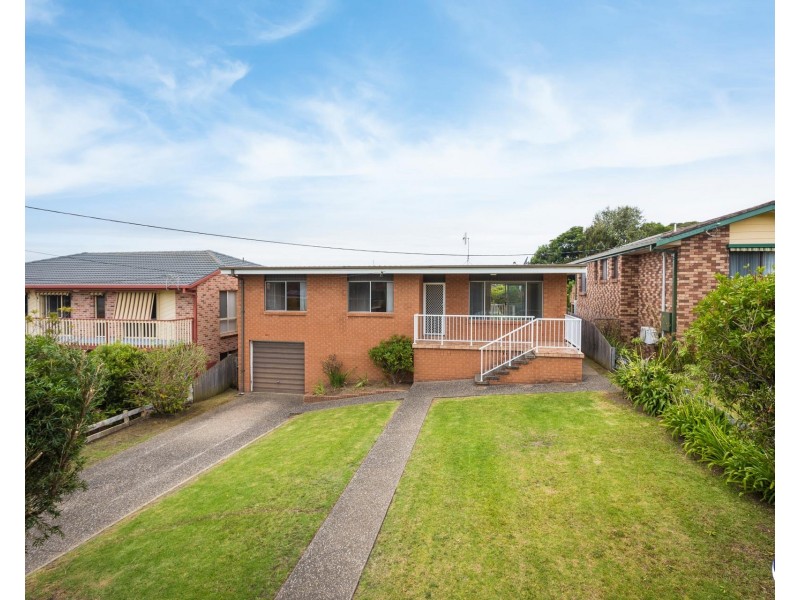 20 Hillside Crescent, Kianga NSW 2546