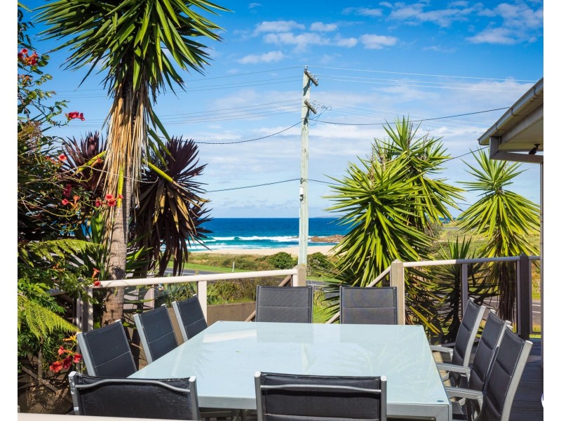 105 Dalmeny Drive, Kianga NSW 2546