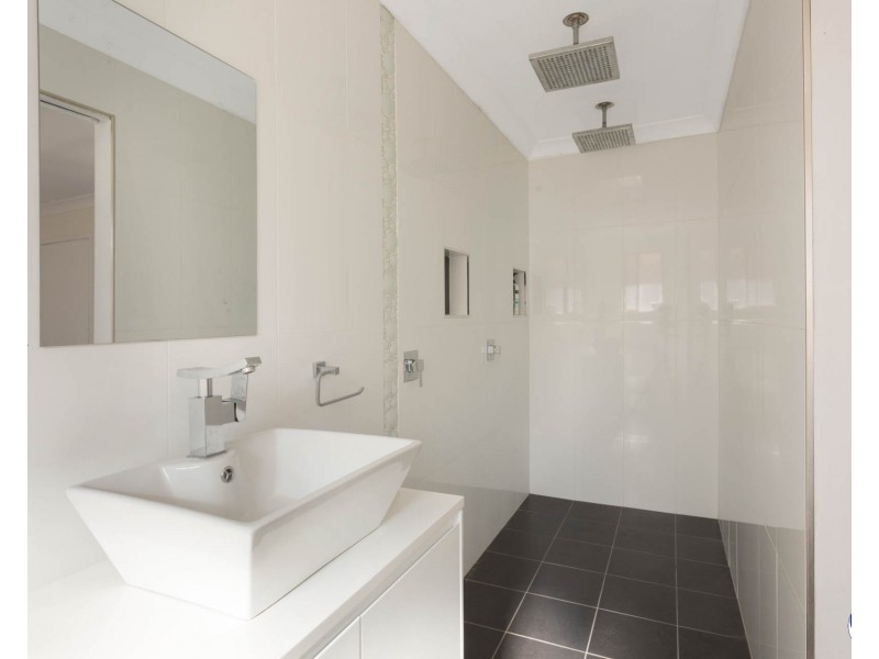 105 Dalmeny Drive, Kianga NSW 2546