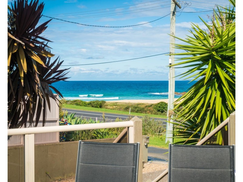 105 Dalmeny Drive, Kianga NSW 2546