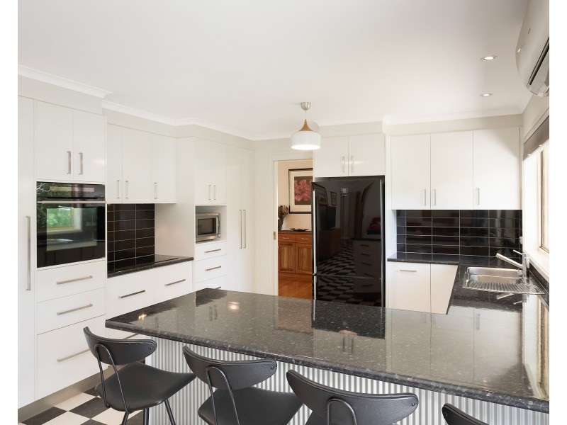 2 Maculata Cct, Dalmeny NSW 2546