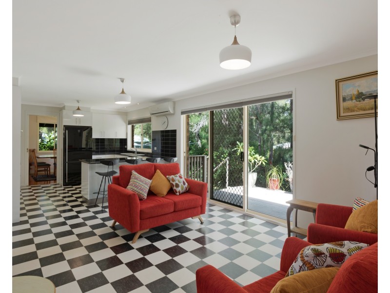 2 Maculata Cct, Dalmeny NSW 2546