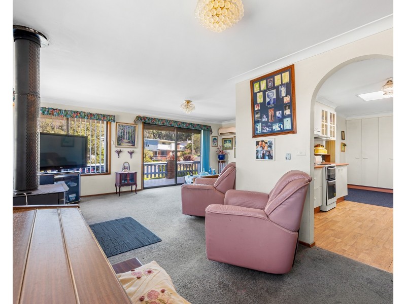 52 Fishermans Crescent, North Narooma NSW 2546