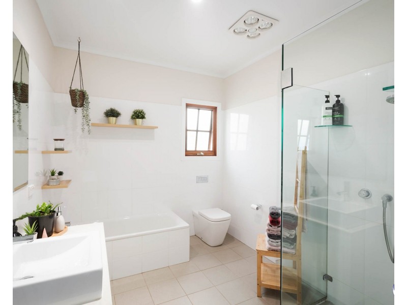 28 Rainforest Parkway, Narooma NSW 2546