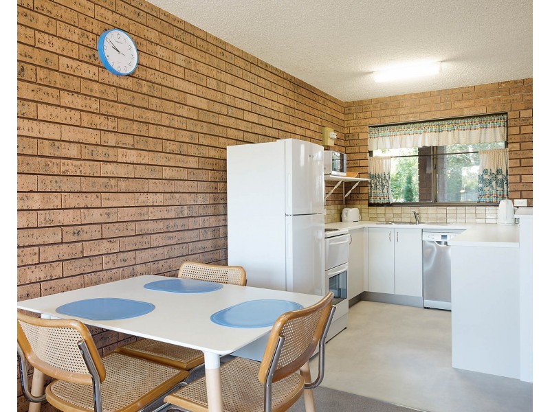 2/12 Tilba Street, Narooma NSW 2546