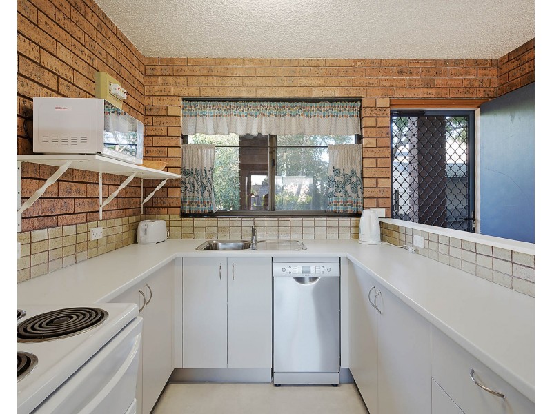 2/12 Tilba Street, Narooma NSW 2546