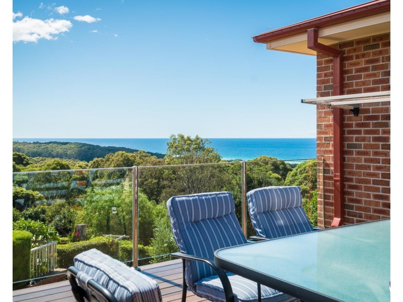 19 Dawn Parade, Kianga NSW 2546