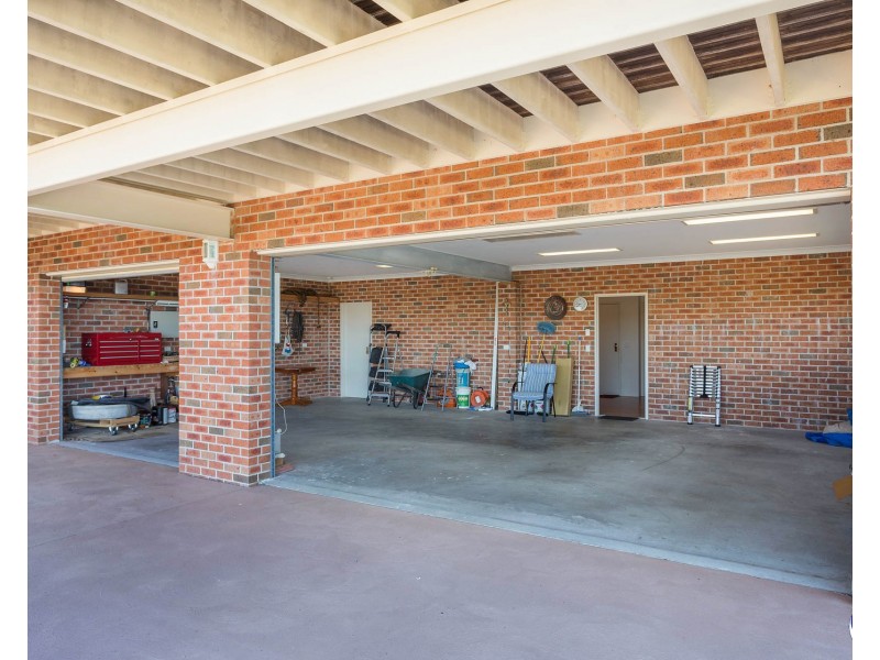 19 Dawn Parade, Kianga NSW 2546