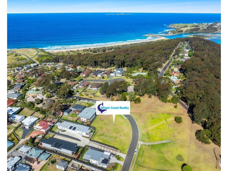 43 Warbler Crescent, North Narooma NSW 2546