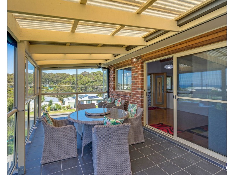 92 Cresswick Parade, Dalmeny NSW 2546