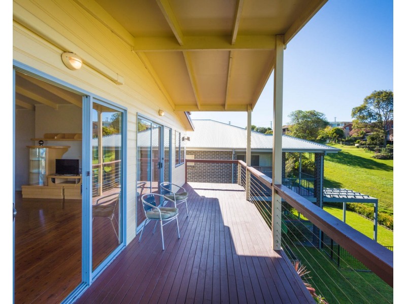 14 Baldwin Avenue, Kianga NSW 2546