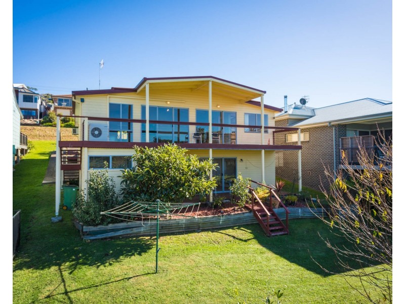 14 Baldwin Avenue, Kianga NSW 2546