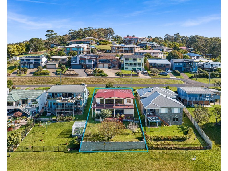 14 Baldwin Avenue, Kianga NSW 2546