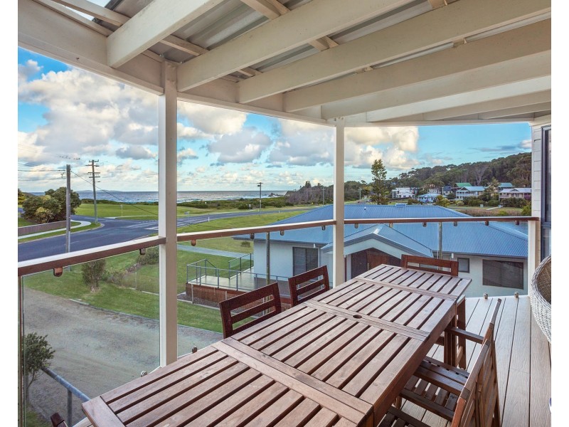105 Cresswick Parade, Dalmeny NSW 2546