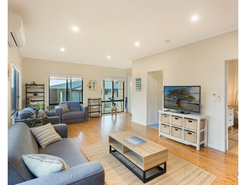 105 Cresswick Parade, Dalmeny NSW 2546