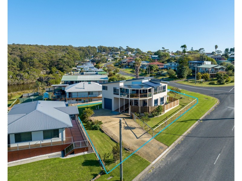 105 Cresswick Parade, Dalmeny NSW 2546