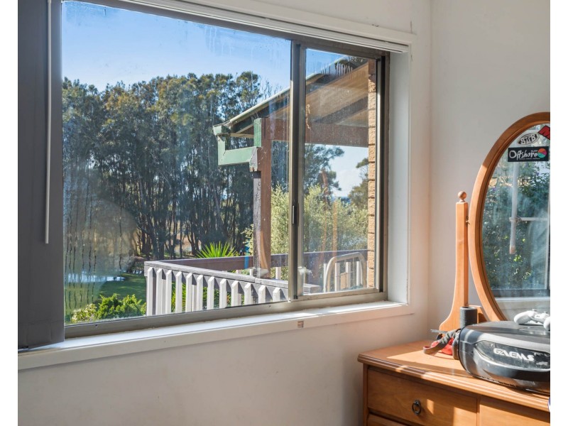 13 Lakeside Drive, Kianga NSW 2546