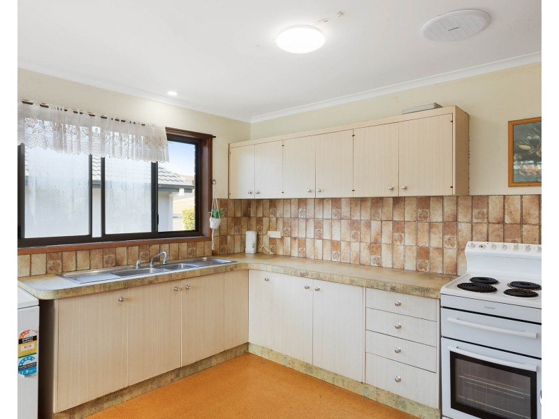 13 Lakeside Drive, Kianga NSW 2546