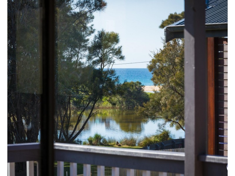 13 Lakeside Drive, Kianga NSW 2546