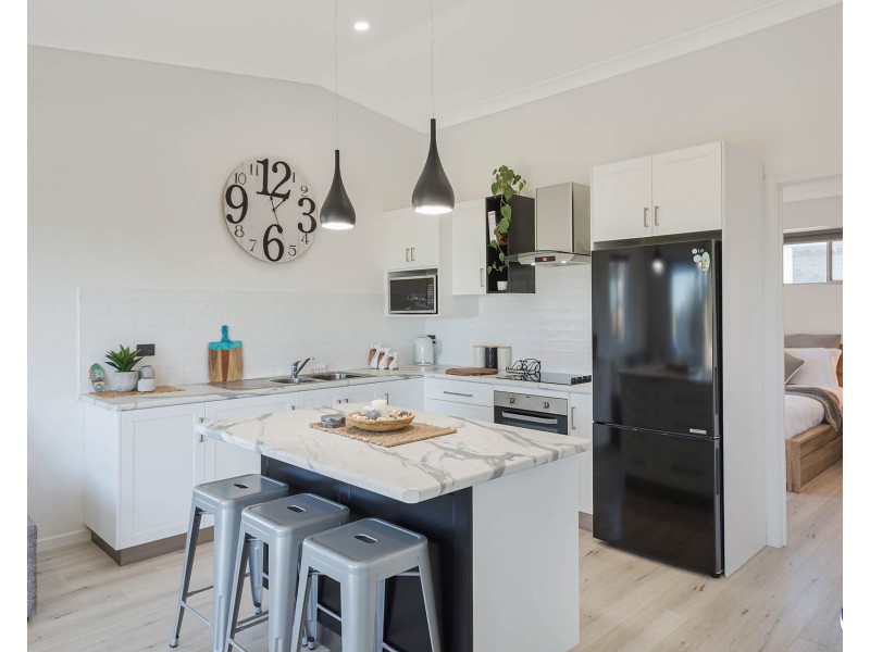 1/43 Noble Parade, Dalmeny NSW 2546