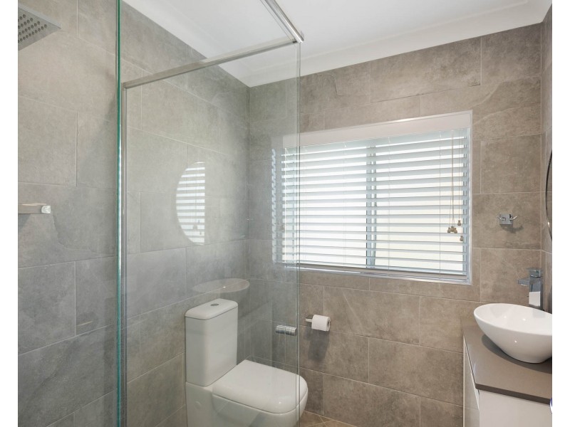 1/43 Noble Parade, Dalmeny NSW 2546