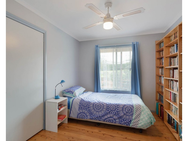 4 Perkins Parade, North Narooma NSW 2546