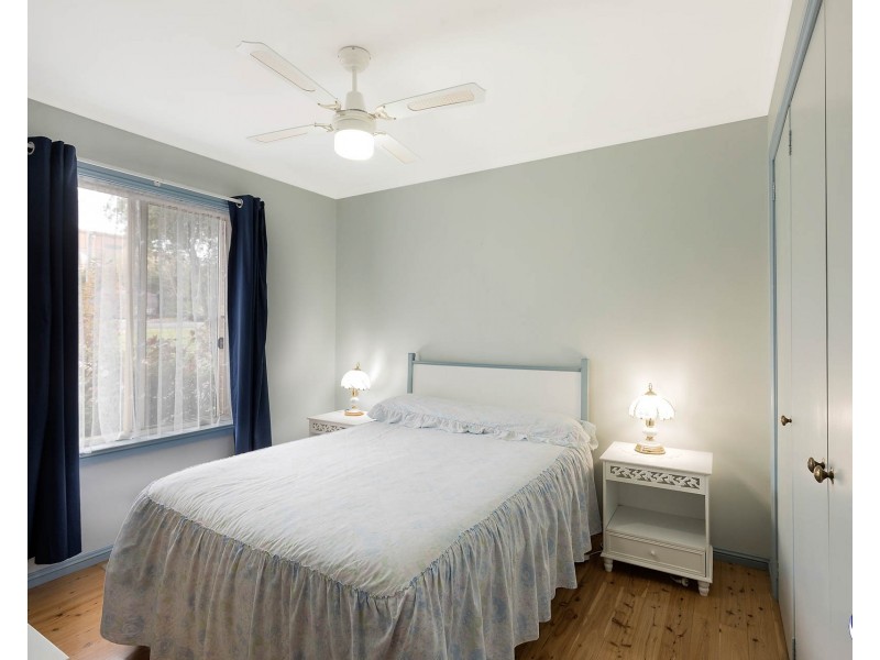 4 Perkins Parade, North Narooma NSW 2546