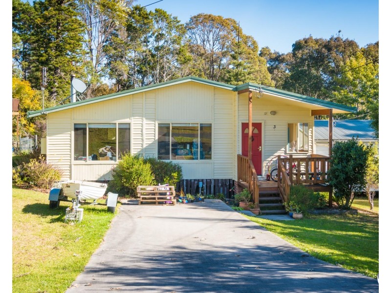 3 Goolara Avenue, Dalmeny NSW 2546