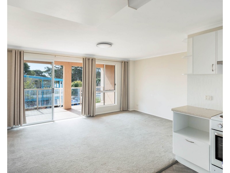 1/5 Angle Street, Narooma NSW 2546