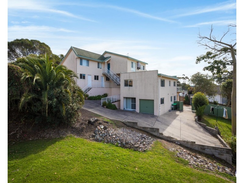 1/5 Angle Street, Narooma NSW 2546