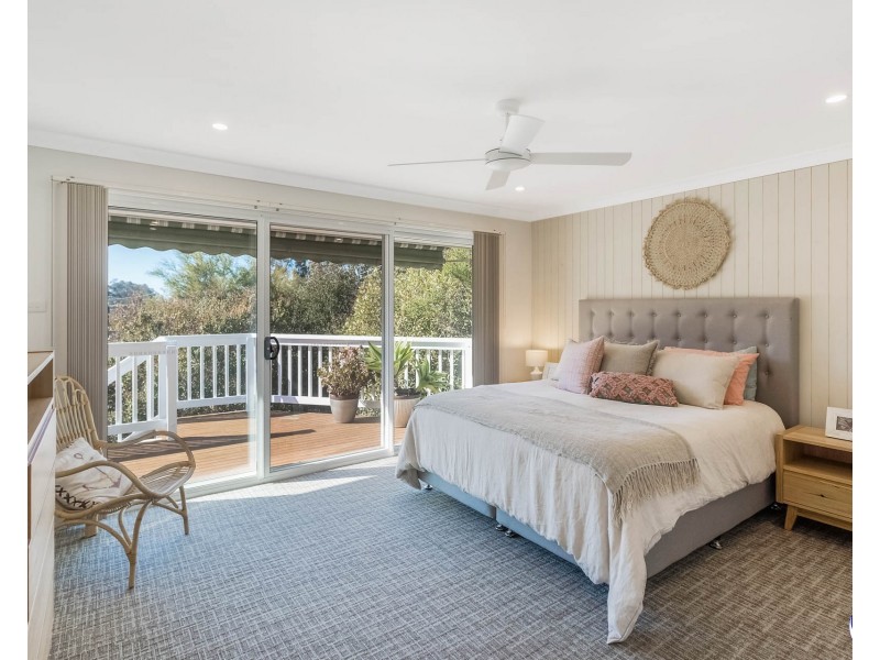 11 Inlet Place, North Narooma NSW 2546