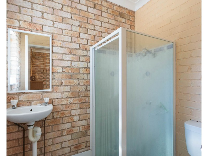 11 Inlet Place, North Narooma NSW 2546