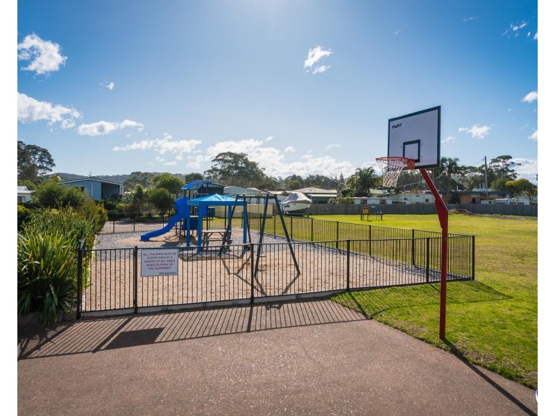 3/16 MCMILLAN ROAD, Narooma NSW 2546