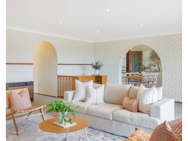 16 Fishermans Crescent, North Narooma NSW 2546